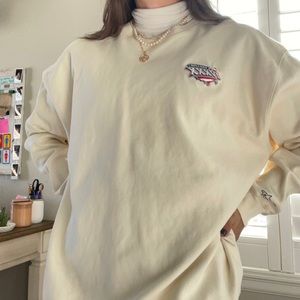 EMBROIDERED SUPER BOWL CREWNECK